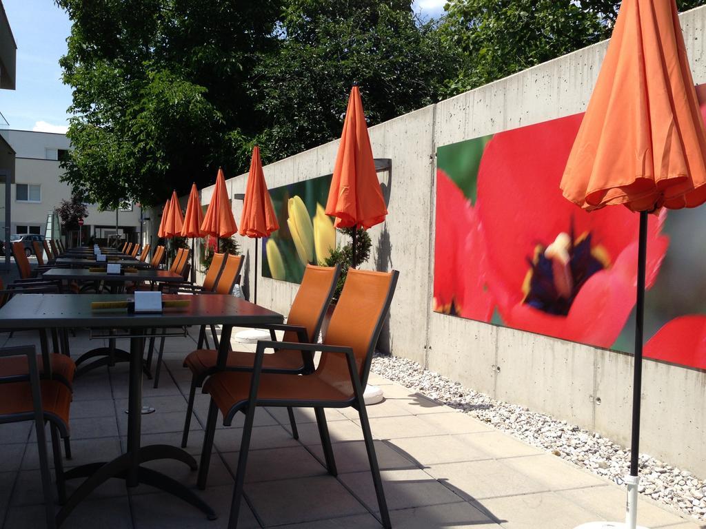 Hotel & Konditorei May Neufeld an der Leitha Zewnętrze zdjęcie